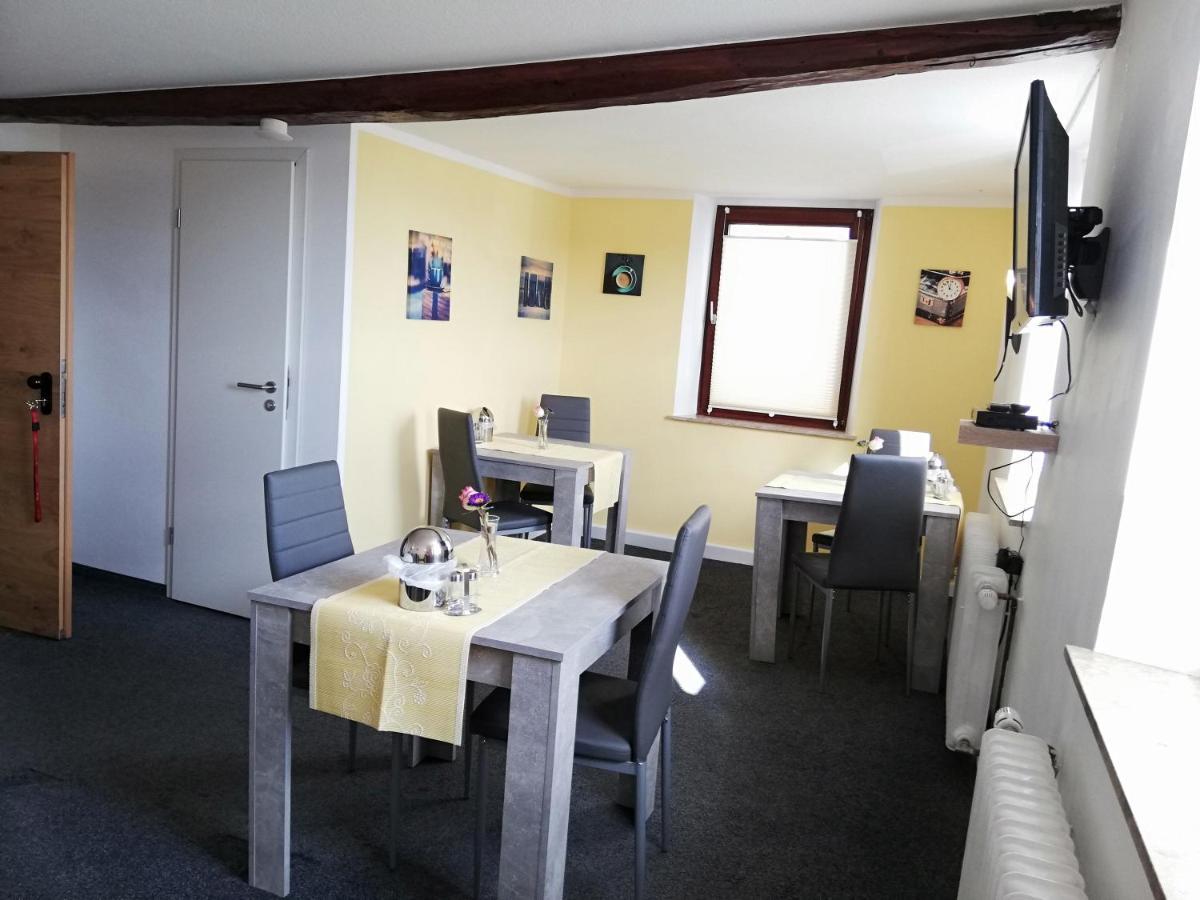 Pension Riverside In Leverkusen Hitdorf Am Rhein - Zentral An Der A1 Und 59 Eksteriør bilde
