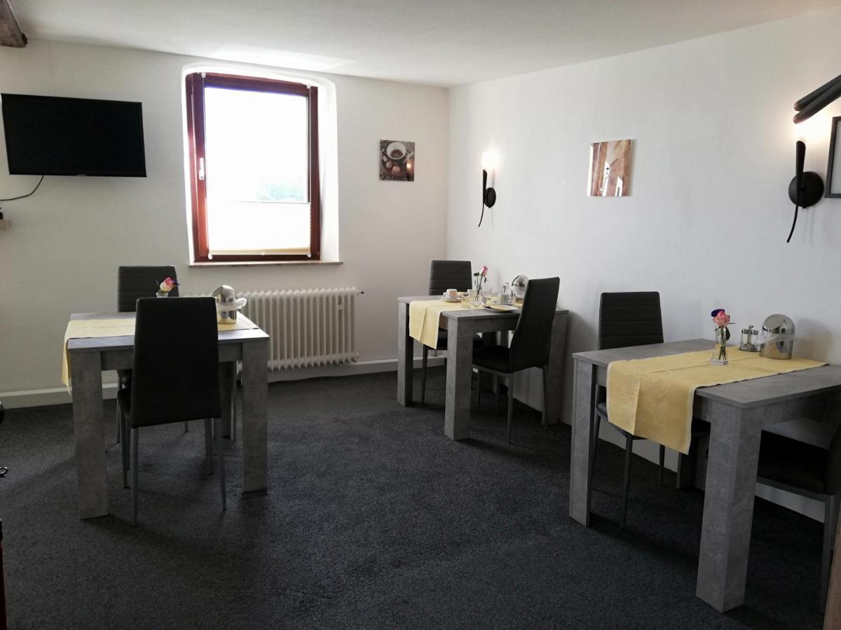 Pension Riverside In Leverkusen Hitdorf Am Rhein - Zentral An Der A1 Und 59 Eksteriør bilde